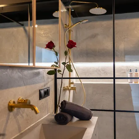 Apartment Chaya Niwas Loft *